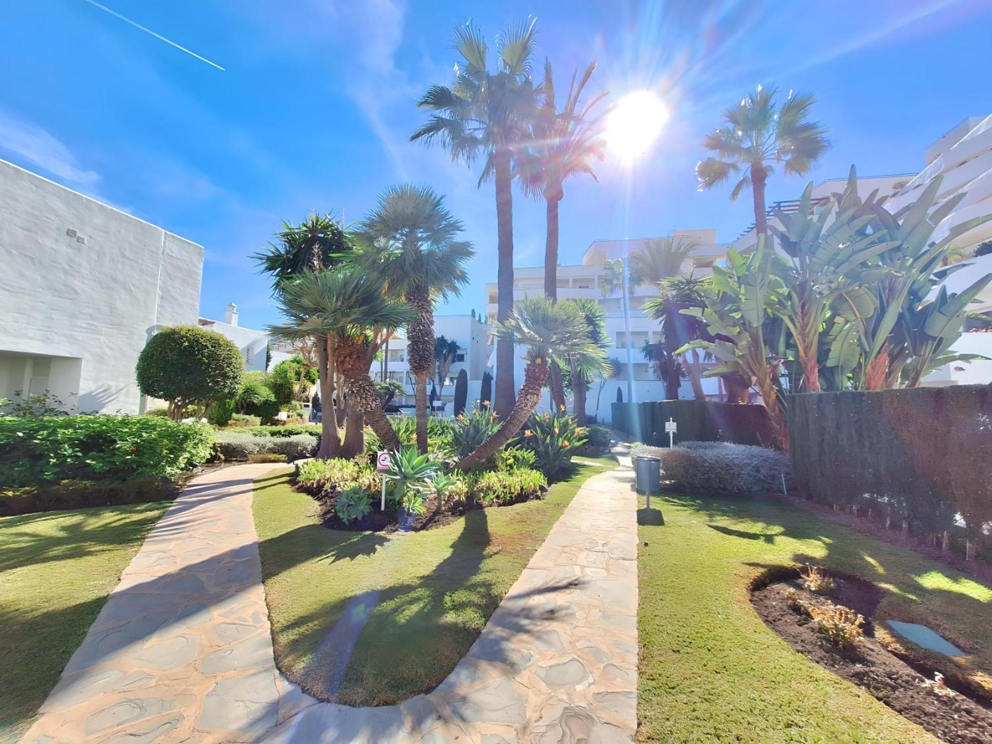 Gorgeous 2Br Apt. W/ Mountain View Puerto Banus Марбелья Экстерьер фото