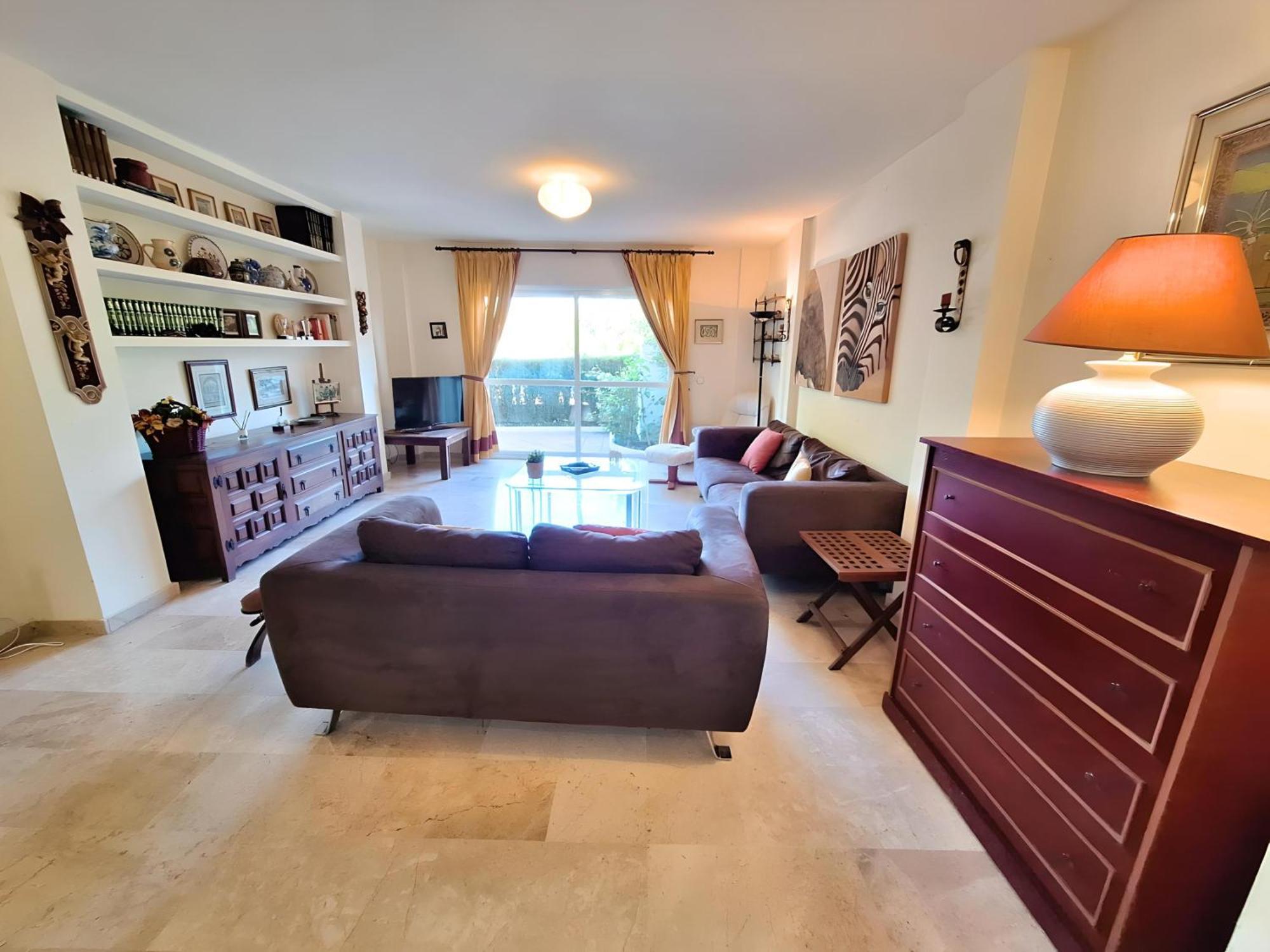 Gorgeous 2Br Apt. W/ Mountain View Puerto Banus Марбелья Номер фото